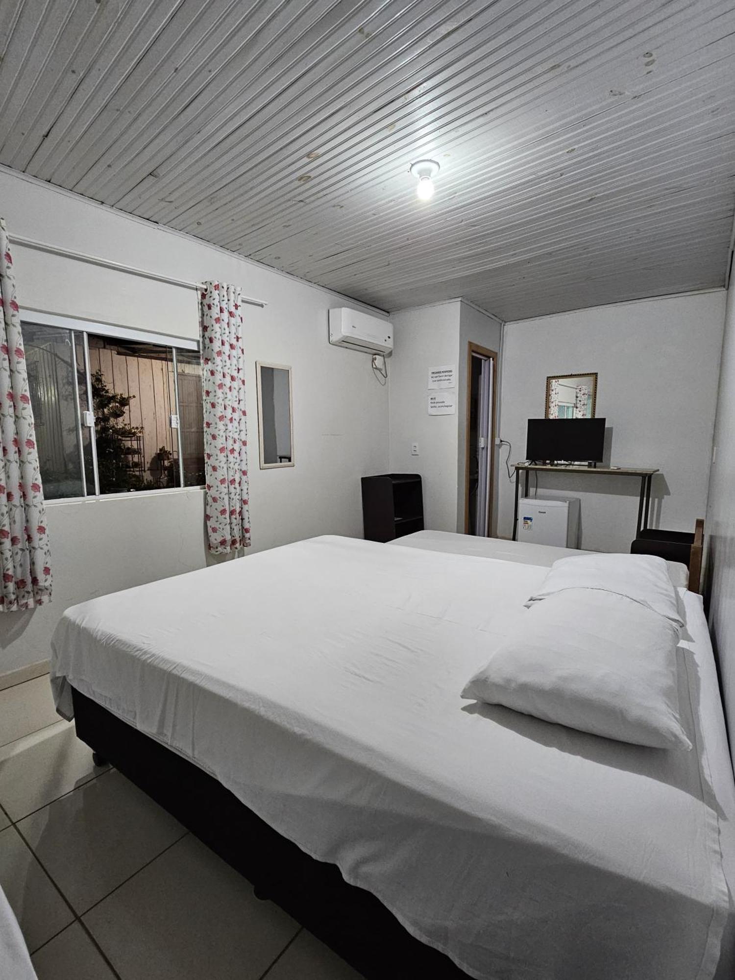 مبيت وإفطار فوز دو إيغواسو Aconchego Lar Cama E Cafe المظهر الخارجي الصورة
